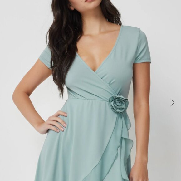 Ardène Wrap Dress with Rosette Detail - Picture 3 of 5